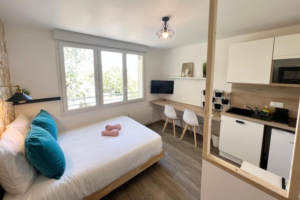 Suite Le Studio Mangue - Cosy & Vue Sur Le Jardin - Plages A Proximite Saint-Nazaire  Eksteriør bilde